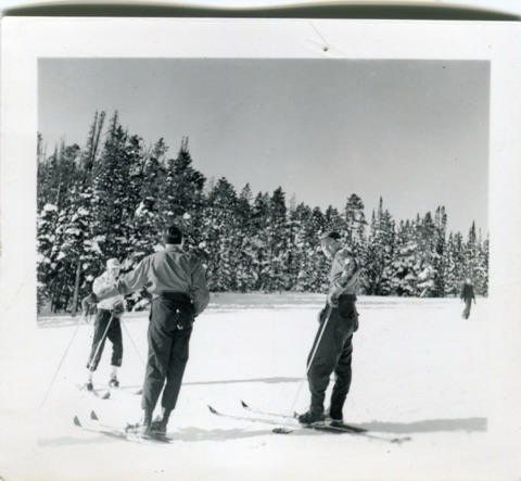 1941 Skiers on mountain