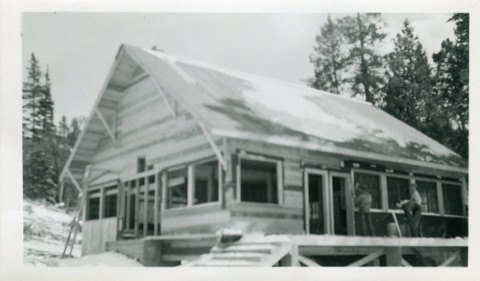 1947 Building the Original Lodge