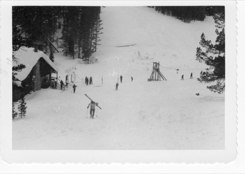 1950s view of the lodge