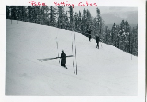 1970 Page Setting Gates