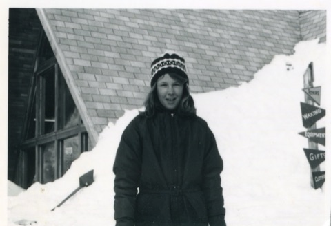 1971 Woman no Glasses
