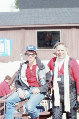 1989 Two men on deck