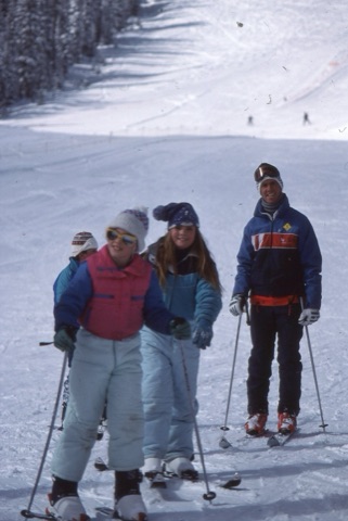 1989 unknown 2 skiers and unknown instructor