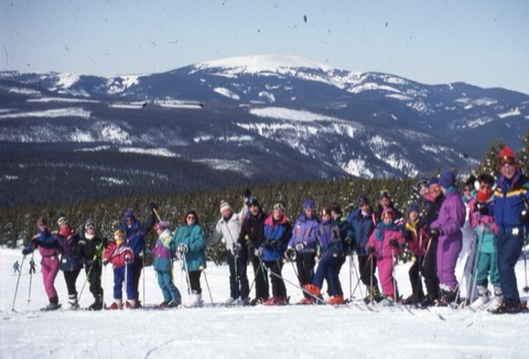 1990s Willett:Hall Family photo on mountain