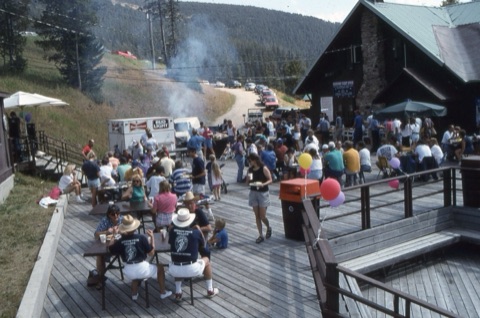 1994 Summer party people on deck2