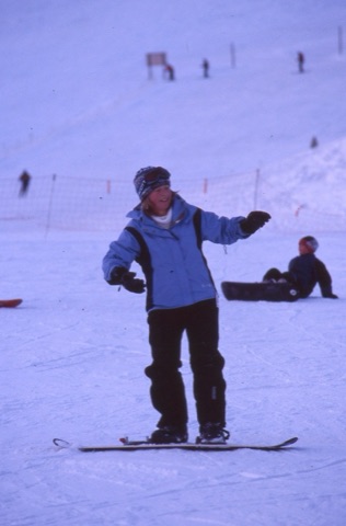 2000s Avery Gold Snowboarding2