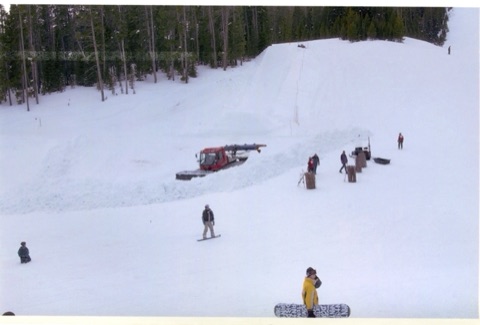 2000s Mannequin jump being built
