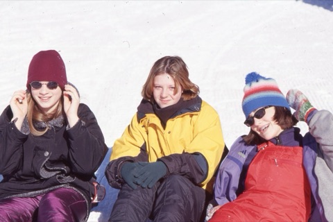 2001 unknown 3 girls