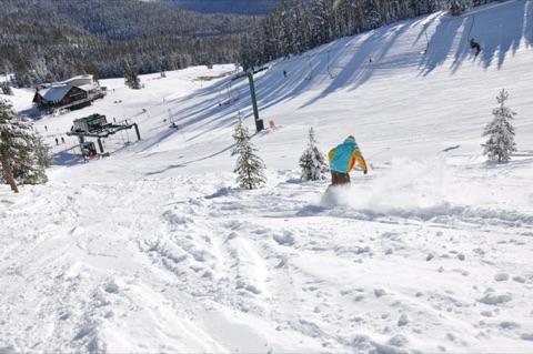 2009 William Gold — Bovey Headwall — Snowboarding down to the lodge