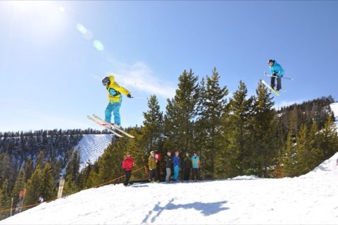 2011 Jason Mathews, Derek Tice on big air
