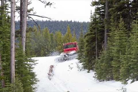 2011 Snowcat hauling logs2