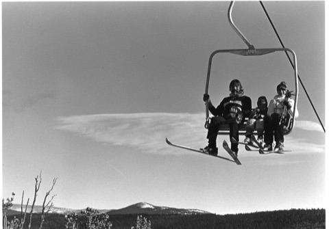 1976 People on the chairlift