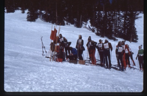 1979 People at bottom of race course on Big 7