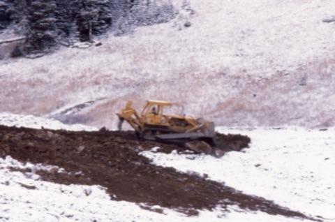 1981 Grading the new learning area2