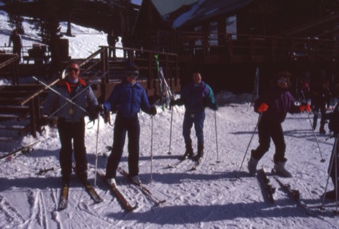 1990's Lodge 4 Skiers