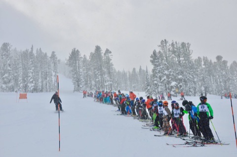 2018 Youth Ski League Group Photos! Facebook Post from 03-21-2018
