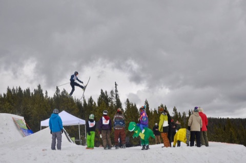2018 Throwdown at Showdown! Facebook Post from 03-25-2018