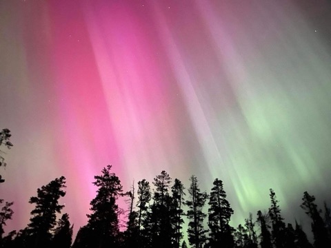 2024 Kings Hill Pass — Northern Lights Facebook Post from 05-11-2024
