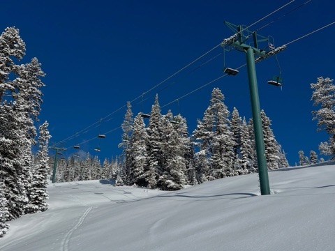 2025 Yogo Headwall — Post season powder! Facebook Post from 04-18-2025
