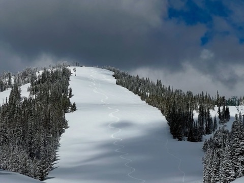 2025 Luke Jaraczeski — The Mountain — Post season powder! Facebook Post from 04-18-2025
