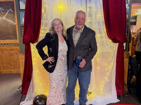 2026 Katie Boedecker, Jim Gold — The Bar — The Showies Facebook Post from 04-08-2026