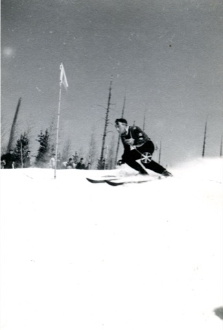 1941 Dan Thorson Racing- Donna Walberg was the donor -Donated by Donna Wahlberg