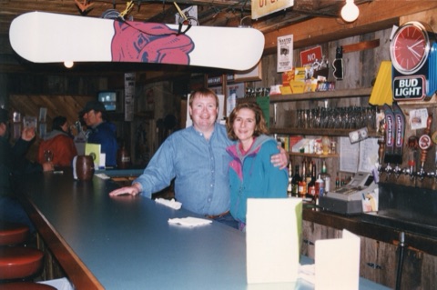 1996 Shane Dempsey, Jessica and Nicole Airhart in Hole in the Wall Saloon