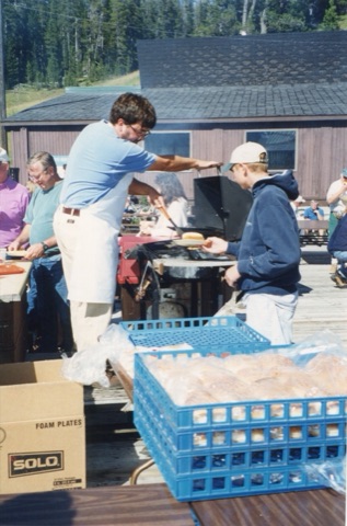 2000 Summer Party David Morerity cooking3