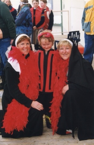 1999 The Bar Deck — Tacky Attire Day