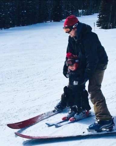 2018 Evan Haugan and Elon Haugan learning to ski