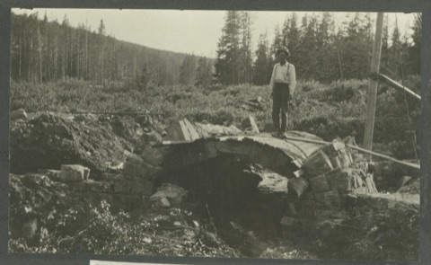 1916 Neihart Road, building the stone arch bridge at Sta. 83