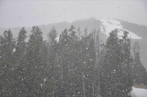 2012 May 24, 2012 Snowstorm Facebook Post from 05-24-2012